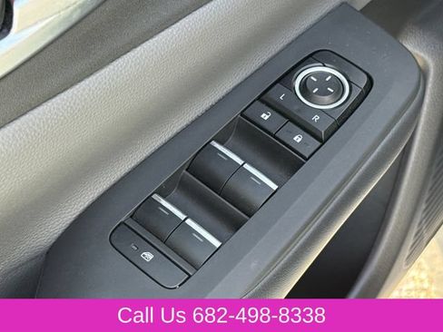 Used 2023 Toyota Prius XLE FWD image 20