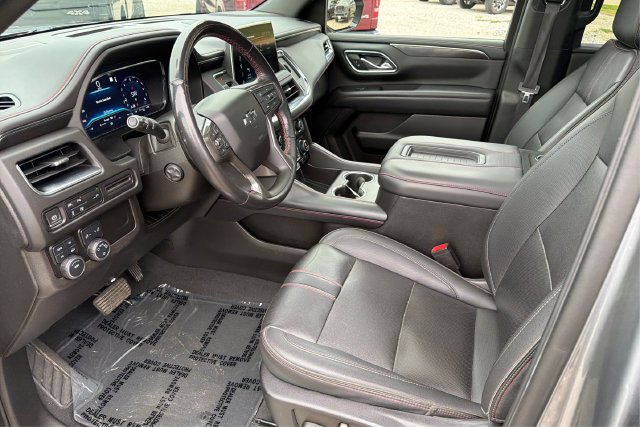 Used 2022 Chevrolet Tahoe RST w/ Luxury Package AWD/4WD image 9