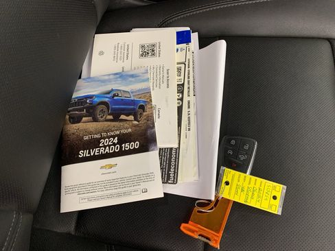 Used 2024 Chevrolet Silverado 1500 LTZ image 42