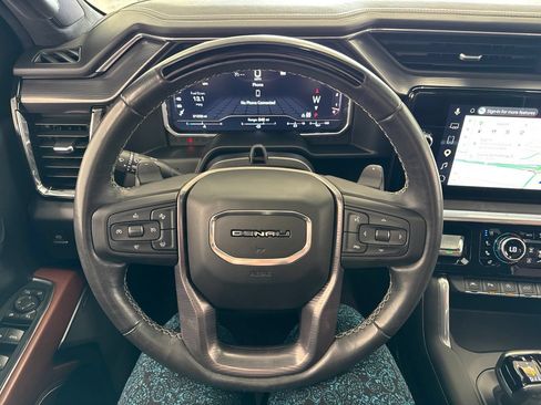 Used 2022 GMC Sierra 1500 Denali Ultimate AWD/4WD image 21