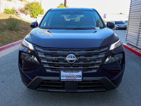 New 2026 Nissan Rogue SV image 9