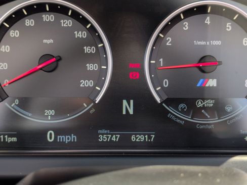 Used 2016 BMW M6 Convertible image 22