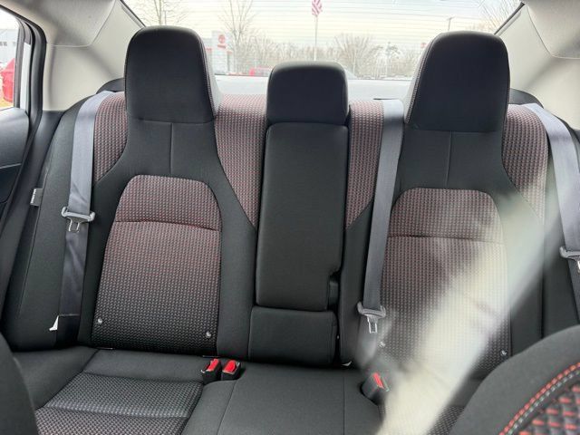 New 2026 Nissan Sentra SR w/ Floor Mat Package FWD image 24