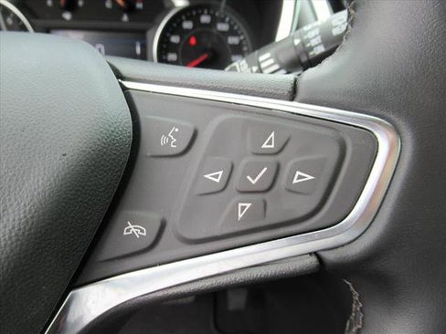 Certified 2024 Chevrolet Equinox LT FWD image 21