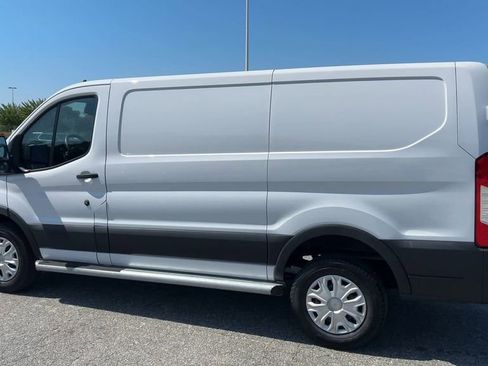 Used 2024 Ford Transit 250 Low Roof w/ Exterior Upgrade Package image 34