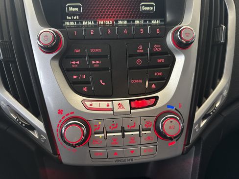 Used 2013 GMC Terrain SLE image 18