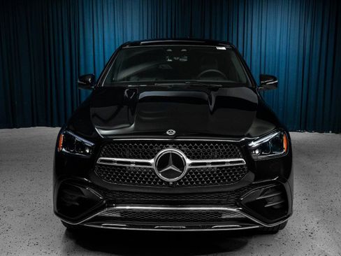 New 2026 Mercedes-Benz GLE 450 4MATIC Coupe image 2