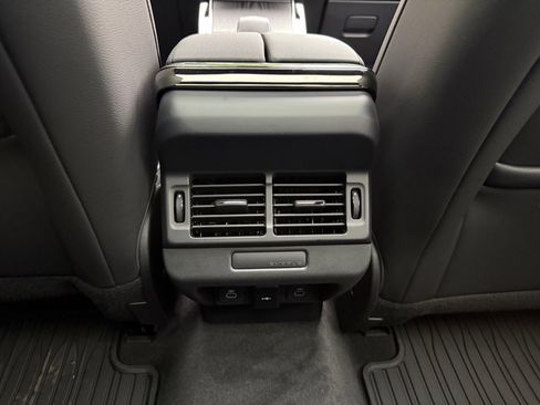 New 2026 Land Rover Range Rover Evoque S image 15