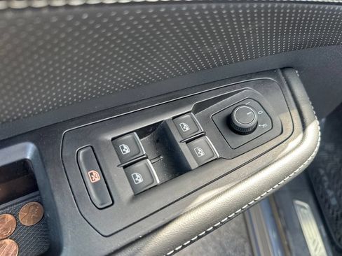 Used 2024 Volkswagen Atlas Cross Sport SEL R-Line AWD/4WD image 42