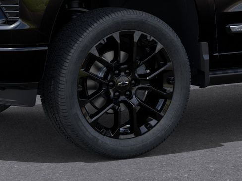 New 2026 Chevrolet Silverado 1500 High Country w/ High Country Premium Package AWD/4WD image 9