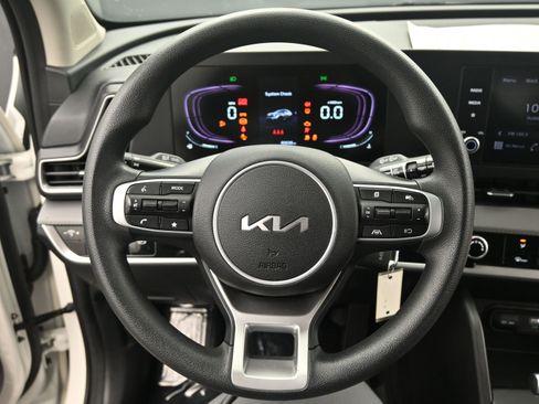 Used 2023 Kia Sportage LX image 21