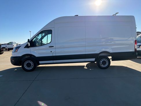 New 2026 Ford Transit 250 Base image 2