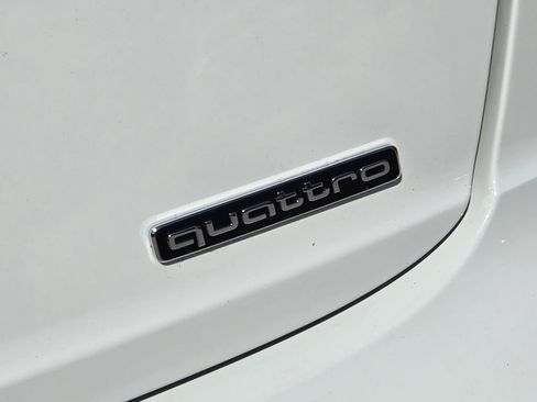 Certified 2022 Audi Q8 Premium Plus w/ Premium Plus Package image 12