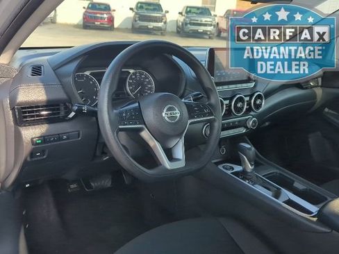 Used 2023 Nissan Sentra SV image 4