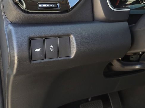 Used 2025 Honda Pilot EX-L image 19