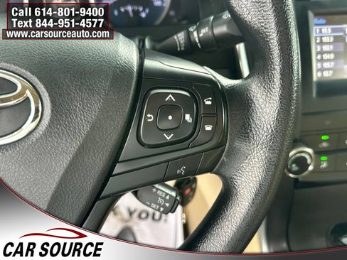 Used 2016 Toyota Camry LE FWD image 11
