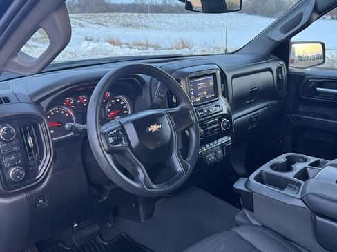Used 2022 Chevrolet Silverado 1500 Custom image 13