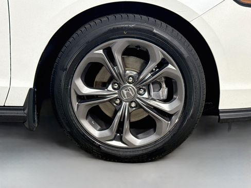 Used 2023 Honda Accord EX image 32