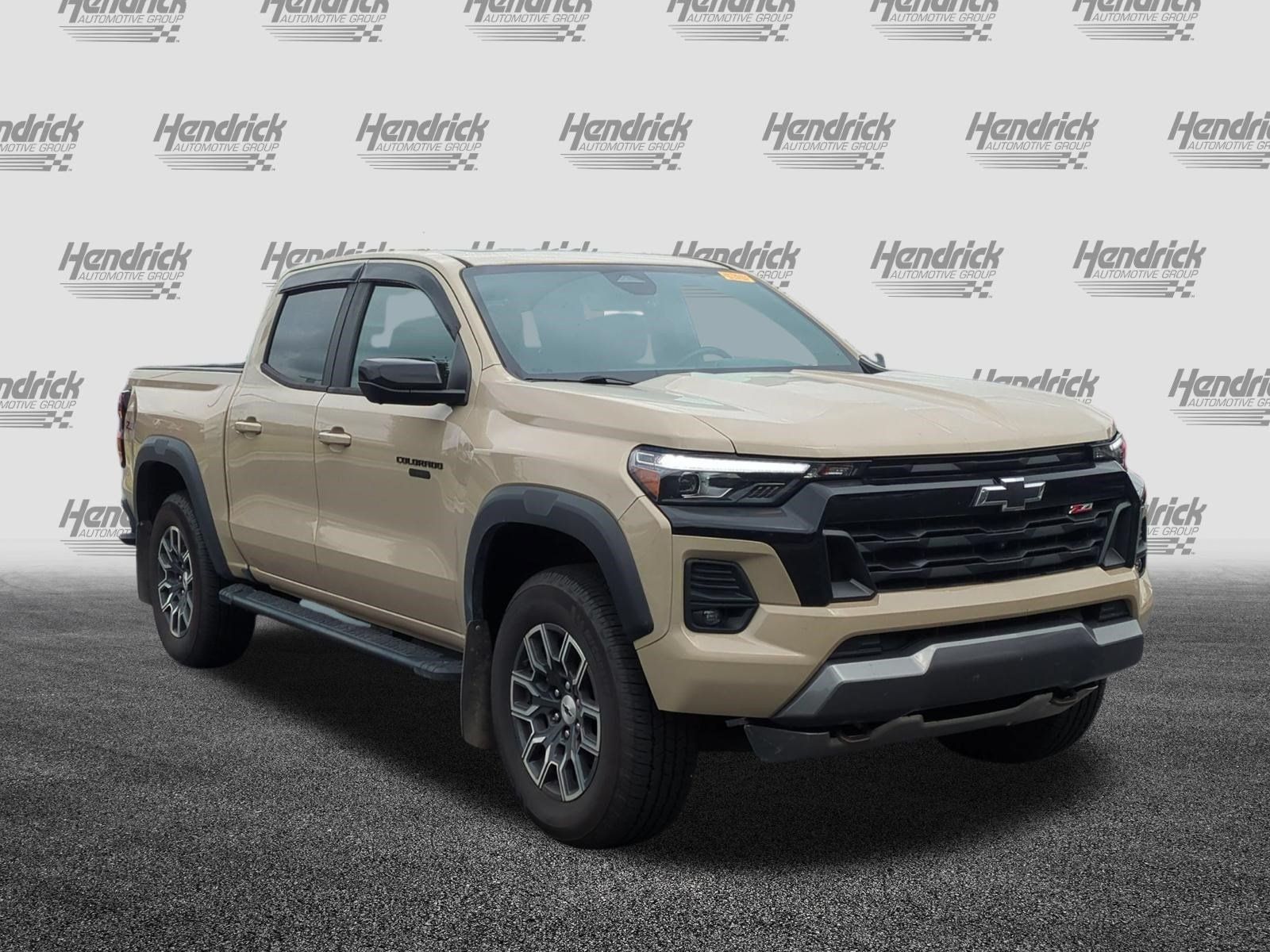 Used 2023 Chevrolet Colorado Z71 w/ Z71 Convenience Package 2 AWD/4WD image 2