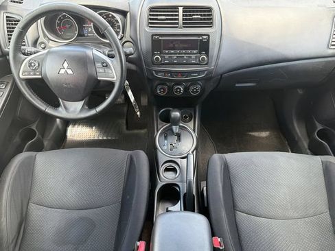Used 2015 Mitsubishi Outlander Sport ES FWD image 9