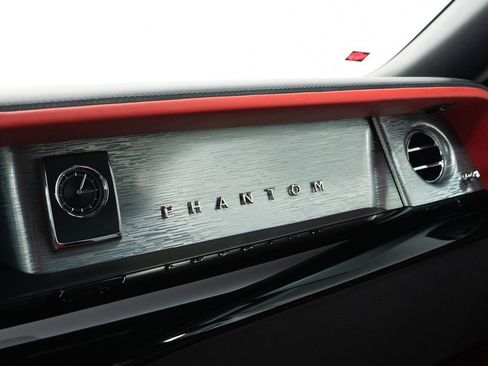 Certified 2024 Rolls-Royce Phantom Sedan w/ The Phantom Package image 50