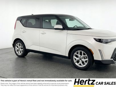 Used 2025 Kia Soul LX w/ LX Technology Package