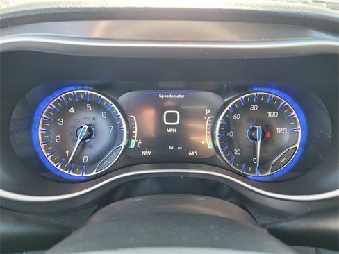 New 2026 Chrysler Pacifica Select image 29