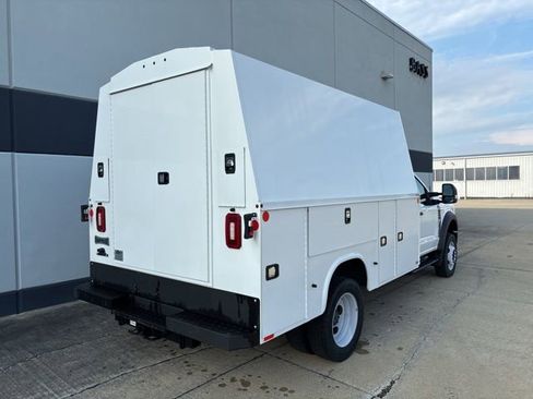 New 2024 Ford F550 4x4 Regular Cab Super Duty image 5