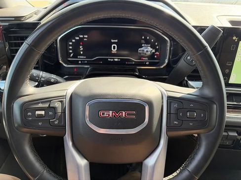 Used 2024 GMC Sierra 1500 SLE w/ Preferred Package AWD/4WD image 7