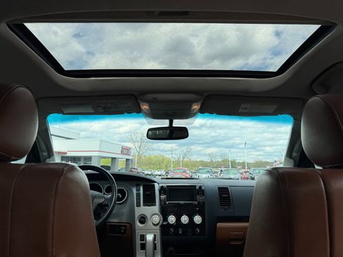 Used 2009 Toyota Tundra Limited AWD/4WD image 21