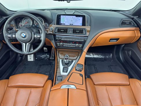 Used 2017 BMW M6 Convertible image 11