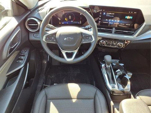 New 2026 Chevrolet Trax ACTIV w/ Driver Confidence Package FWD image 5