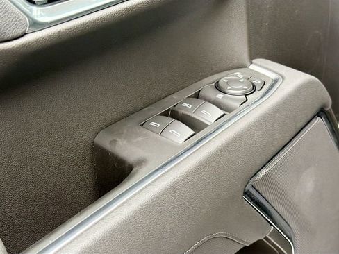 New 2026 Chevrolet Silverado 1500 LT image 18