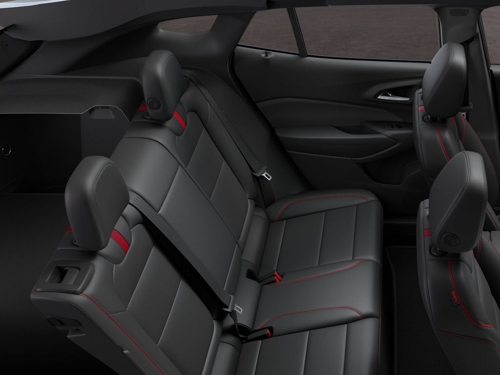 New 2026 Chevrolet Trax RS w/ Sunroof Package FWD image 15