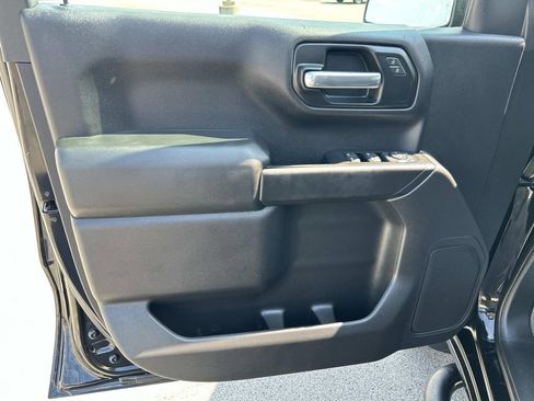 Used 2019 Chevrolet Silverado 1500 Custom Trail Boss w/ Custom Convenience Package image 21