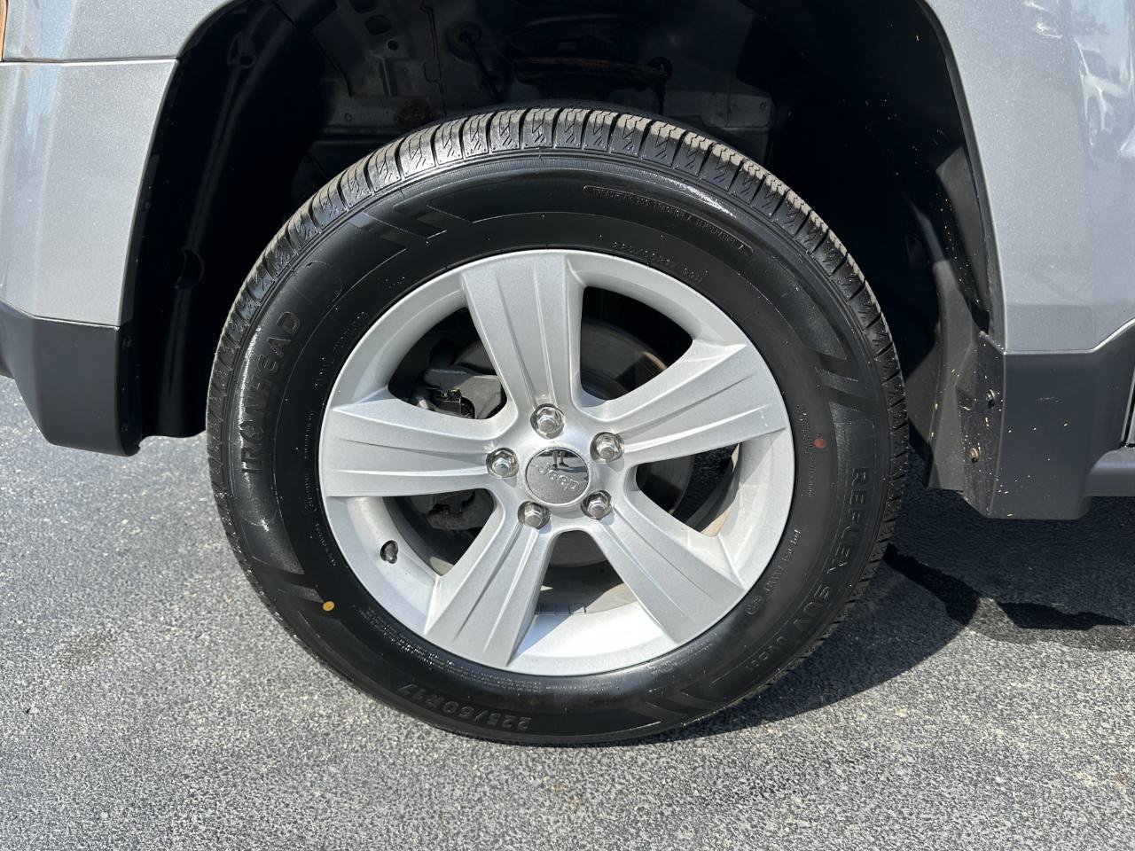 Used 2017 Jeep Patriot Latitude AWD/4WD image 61