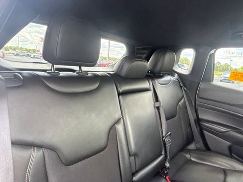 Used 2024 Jeep Compass Trailhawk AWD/4WD image 27