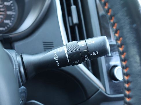 Used 2019 Subaru Crosstrek 2.0i Premium image 36