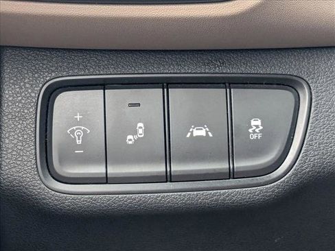 Used 2020 Hyundai Santa Fe SEL FWD image 10