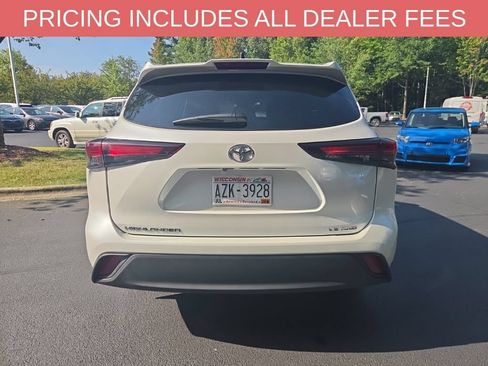 Certified 2025 Toyota Highlander LE AWD/4WD image 12