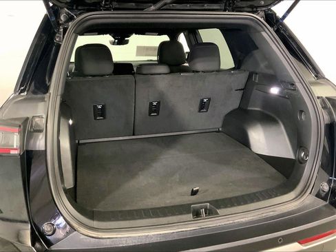 Used 2025 Chevrolet Equinox LT w/ Safety and Technology Package image 4