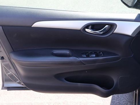 Used 2019 Nissan Sentra S FWD image 14