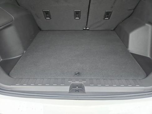 Used 2024 Chevrolet Equinox LT image 22