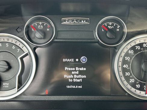 Used 2014 RAM 1500 Laramie w/ Convenience Group image 15