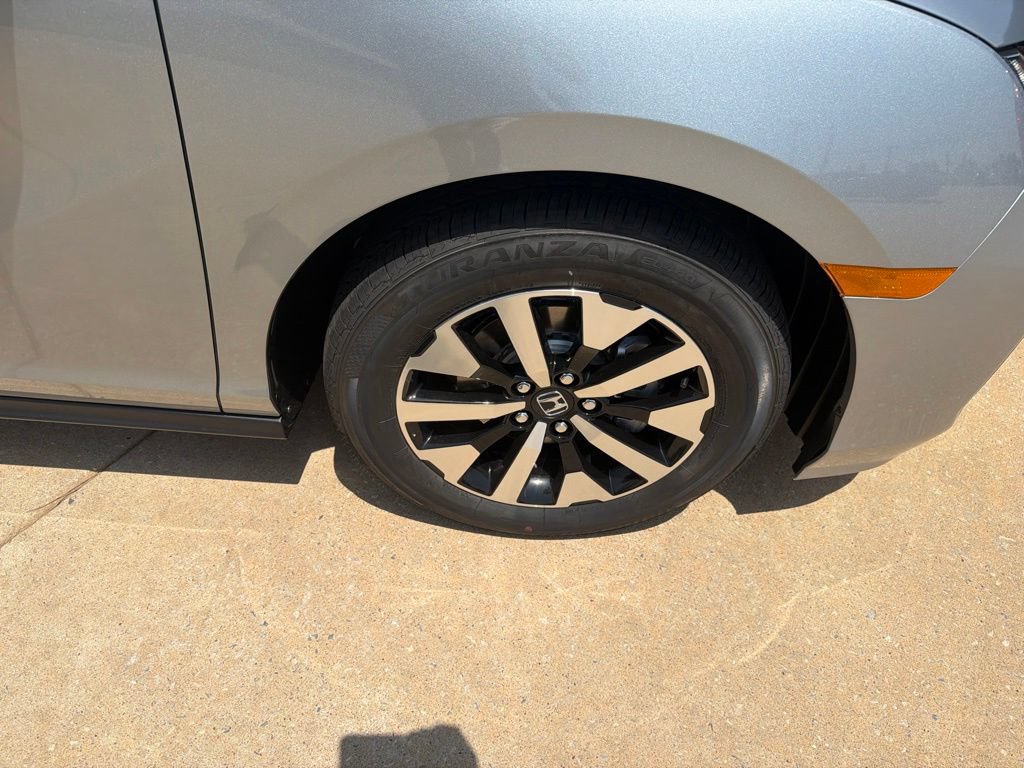 New 2026 Honda Odyssey EX-L image 11