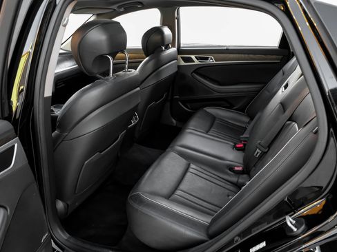 Used 2017 Genesis G80 3.8 w/ Option Group 03 image 37