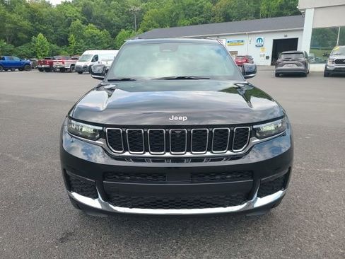 New 2025 Jeep Grand Cherokee L Limited w/ Luxury Tech Group II AWD/4WD image 8