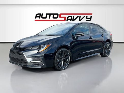 Used 2022 Toyota Corolla SE FWD image 3