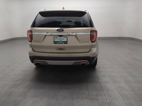 Used 2017 Ford Explorer Limited w/ Equipment Group 301A FWD image 7