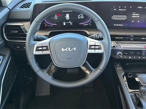 New 2025 Kia Telluride S image 17